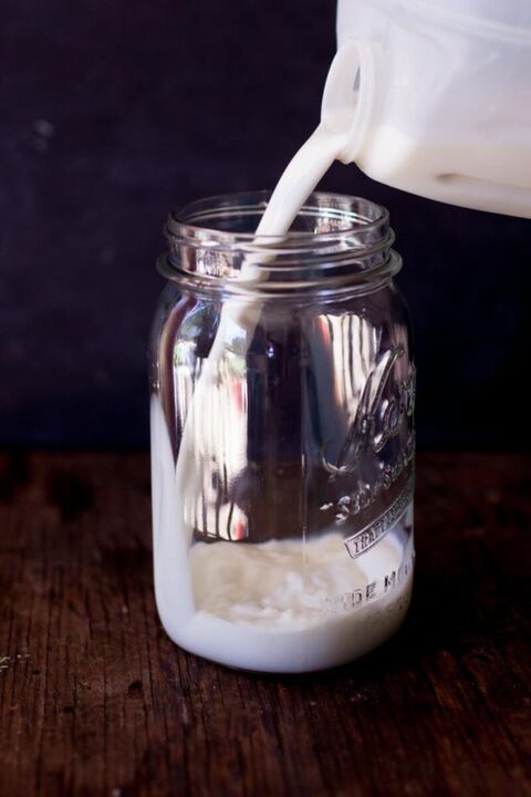 Mono-dieta só con kefir - un método estrito para perder peso durante 3 días