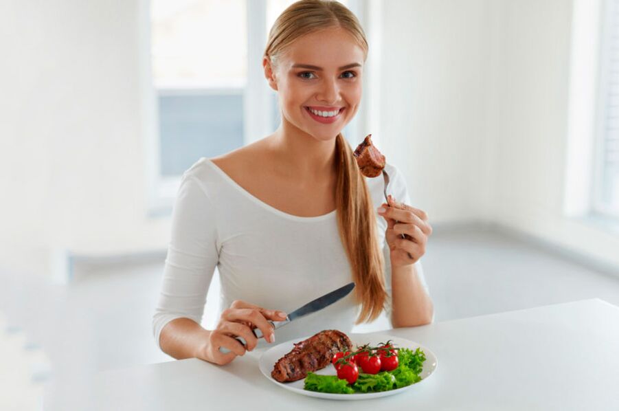 Durante o período Alterno da dieta Dukan, cómpre comer proteínas e pratos vexetais